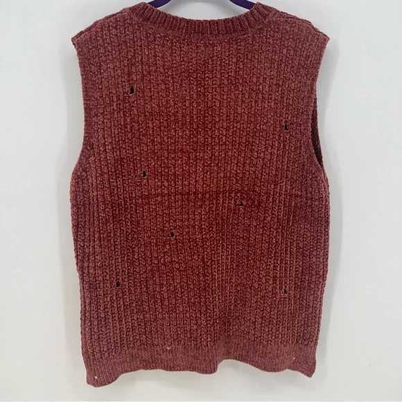 POL Sweater Vest Womens  Faded Burgundy V-Neck Distressed Look Soft Feel NWOT - Picture 2 of 16
